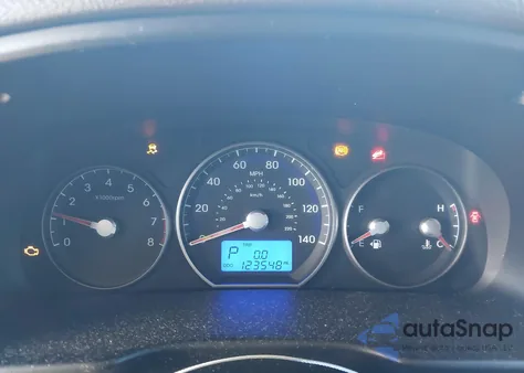 2012 Hyundai Santa Fe Limited V6 z USA, uszkodzony, nr VIN 5XYZK4AG8CG145290